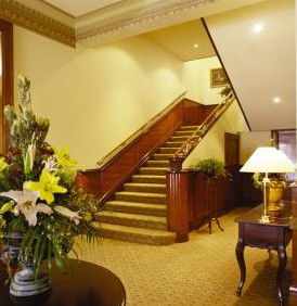 Royal Exchange Hotel - Surfers Gold Coast 1