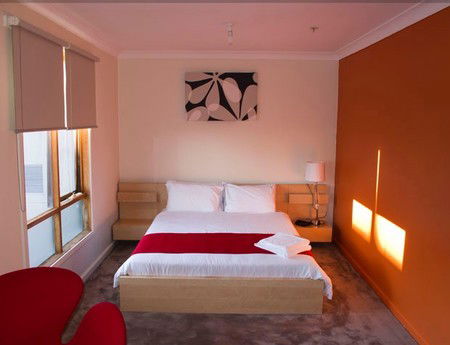 Coffee Palace Backpackers - Surfers Gold Coast 1