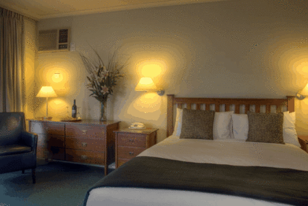 Ringwood Lake Inn - Surfers Gold Coast 0