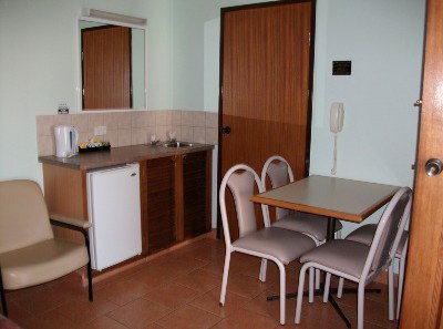 Alkira Motel - Surfers Gold Coast 5