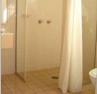 Country Gardens Motor Inn - Surfers Gold Coast 3