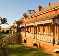 Hermitage Hill Resort And Conference Centre - Surfers Gold Coast