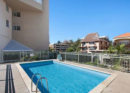 Eden Tower Holiday Apartments - Surfers Gold Coast 3
