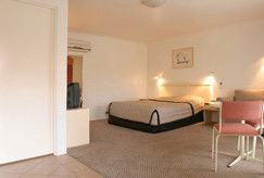 Argyle Terrace Motor Inn - Surfers Gold Coast 2