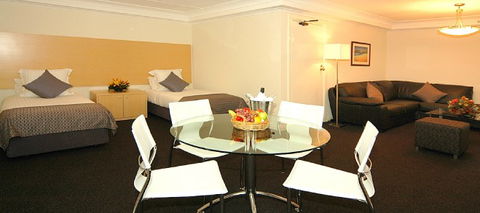 Swiss Grand Resort And Spa - Surfers Gold Coast 3