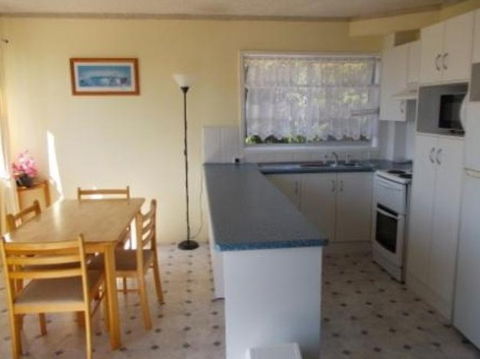 Skyline Holiday Units - Surfers Gold Coast 3