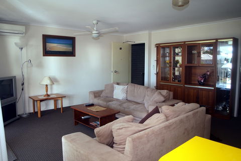 Skyline Holiday Units - Surfers Gold Coast 7