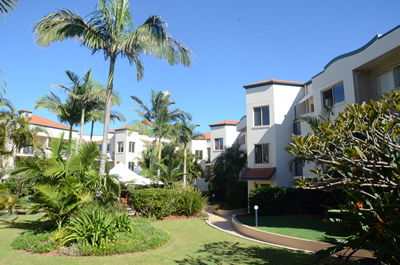 Golden Riviera Beach Resort - Surfers Gold Coast 7