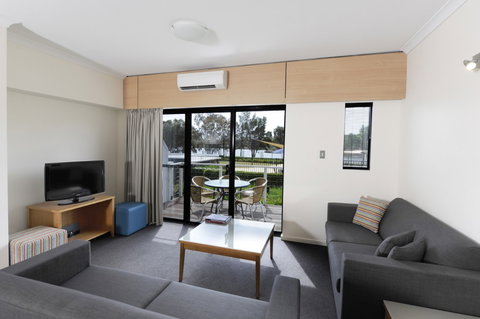 Assured Ascot Quays Apartment Hotel - Surfers Gold Coast 5