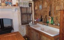 Aberfeldie Cottage B And B - Surfers Gold Coast 2