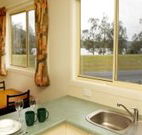 Mavis's Kitchen and Cabins - Surfers Gold Coast