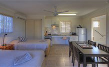 Pilcher Cottage - Surfers Gold Coast 3