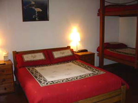 Port Stephens YHA - Surfers Gold Coast 3