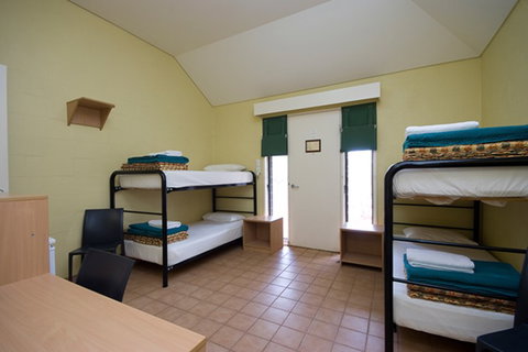 Ayers Rock - Outback Pioneer Lodge - Surfers Gold Coast 4