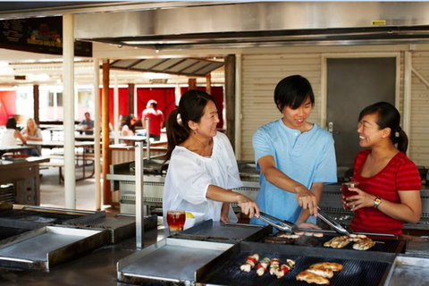 Ayers Rock - Outback Pioneer Lodge - Surfers Gold Coast 8