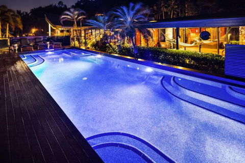 Trinity Beach Palace - Surfers Gold Coast 25