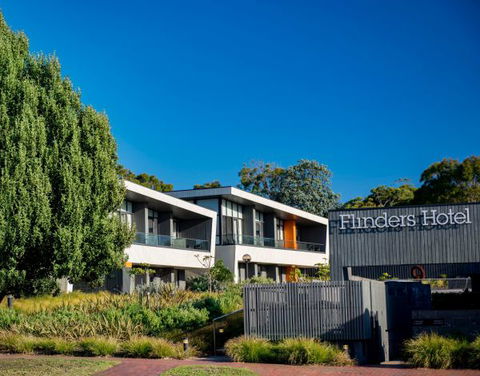 Flinders Hotel - Surfers Gold Coast 0