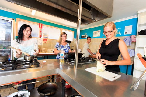 Croal Beach Lodge - Surfers Gold Coast 4