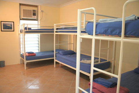 Rockhampton YHA - Surfers Gold Coast 2