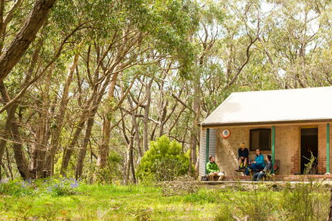 Mt Lofty YHA - Surfers Gold Coast 0