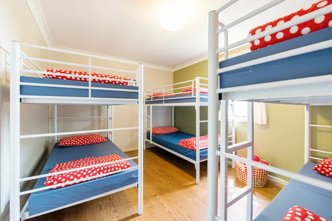 Mt Lofty YHA - Surfers Gold Coast 3