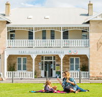 Port Elliot YHA - Surfers Gold Coast