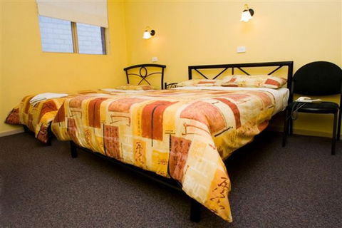 Hobart YHA - Surfers Gold Coast 4