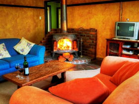 M.J Yurts Ballandean - Surfers Gold Coast 1