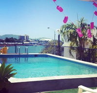 Adventurers Backpackers Resort - Surfers Gold Coast