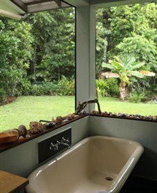 Thornton Beach Bungalows - Surfers Gold Coast 2