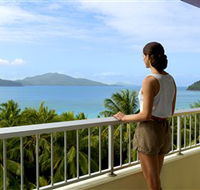 Hamilton Island Reef View Hotel - Surfers Gold Coast