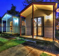 Wallace Motel and Caravan Park - Surfers Gold Coast