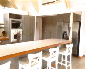 Kellarni Downs Farmstay-Scenic Rim - Surfers Gold Coast 3