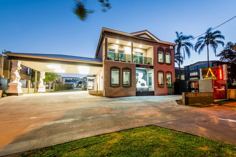 Athena Motel Apartments - Surfers Gold Coast 1