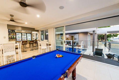 Athena Motel Apartments - Surfers Gold Coast 4