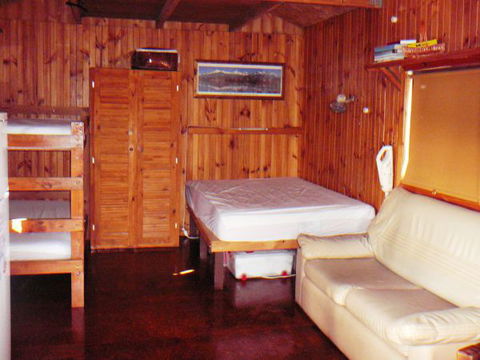 Quandong, Harbor Point Cabins, Venus Bay - Surfers Gold Coast 12