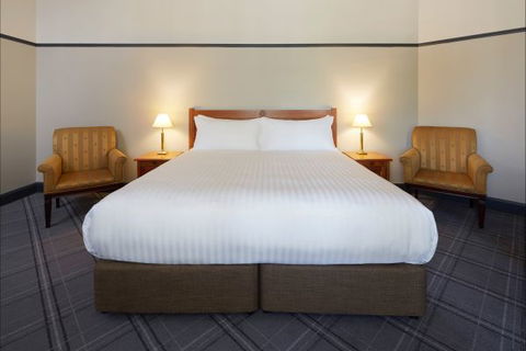 Brassey Hotel - Surfers Gold Coast 3