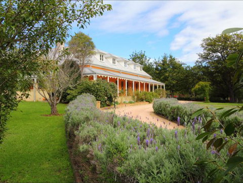 Fitzroy Inn Historic Retreat - Surfers Gold Coast 1