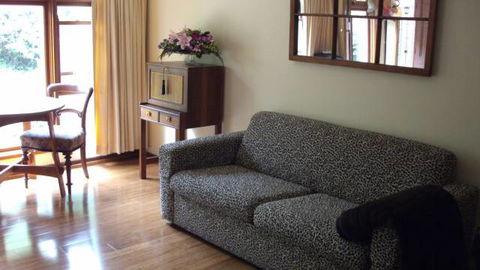 Canberra Retreat Bed And Breakfast - Surfers Gold Coast 0