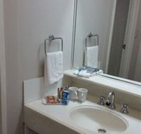 Beachcomber Hotel and Conference Centre - Surfers Gold Coast