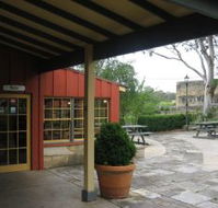 Surveyor General Inn - Surfers Gold Coast