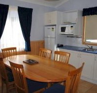 Pleasurelea Tourist Resort - Surfers Gold Coast