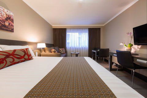 Pavilion On Northbourne - Surfers Gold Coast 4