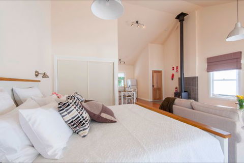 The Nest At Gundaroo - Surfers Gold Coast 7