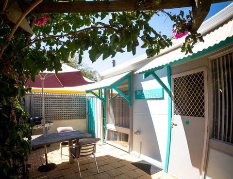 Dunes Cottage - Surfers Gold Coast 6