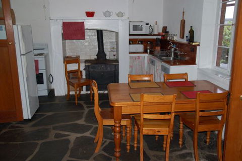 Bethany Reserve Cottage - Surfers Gold Coast 3