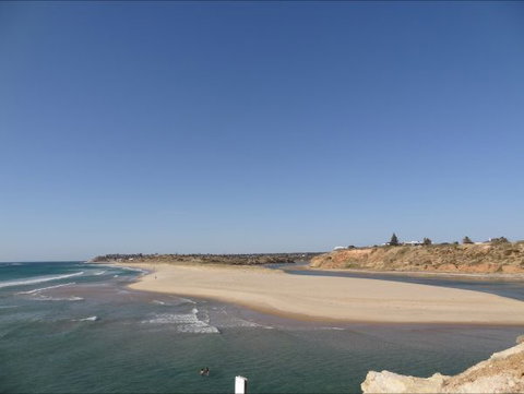 Christies Cottage For Holidays And Relocations. - Surfers Gold Coast 6