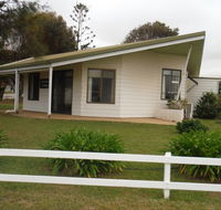 Catalina Cottage - Surfers Gold Coast