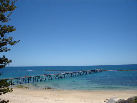 Christies Cottage For Holidays And Relocations. - Surfers Gold Coast 23