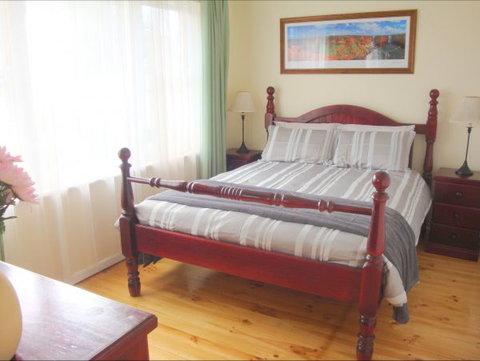 Christies Cottage For Holidays And Relocations. - Surfers Gold Coast 17
